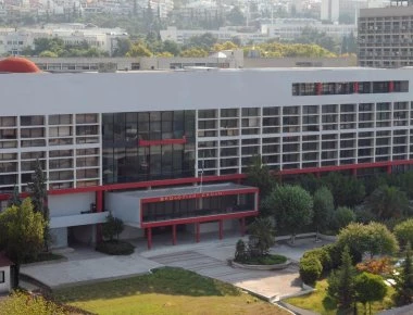Τρομοκρατική επίθεση σε καθηγητή του ΑΠΘ - Τοποθέτησαν εκρηκτικό μηχανισμό στην είσοδο της πολυκατοικίας του
